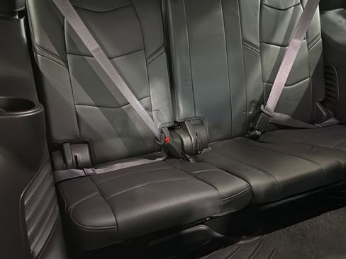 Used 2017 Cadillac Escalade Platinum AWD/4WD image 17