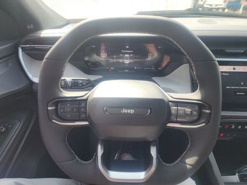 New 2026 Jeep Cherokee Limited AWD/4WD image 12