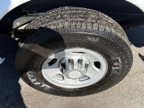 Used 2014 Chevrolet Express 2500 2500 3dr Cargo Van w/1WT image 87