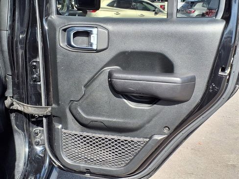 Used 2020 Jeep Gladiator Sport w/ Quick Order Package 24S image 15