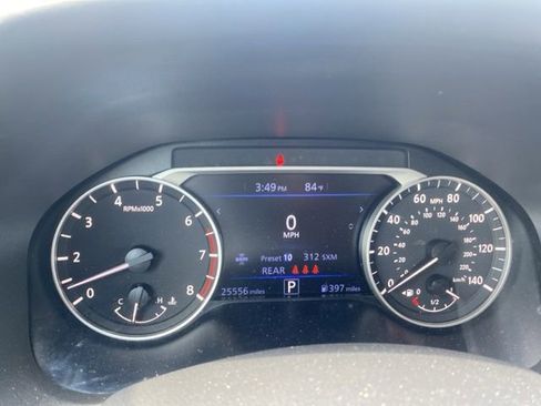 Used 2025 Nissan Altima 2.5 SV FWD image 19