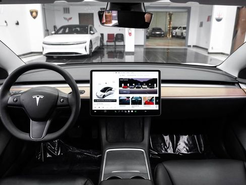 Used 2023 Tesla Model 3 Standard Range RWD image 15