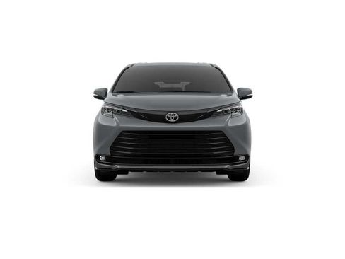 New 2026 Toyota Sienna XLE Woodland Edition image 17