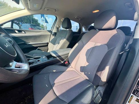 Used 2024 Kia K5 LXS FWD image 12