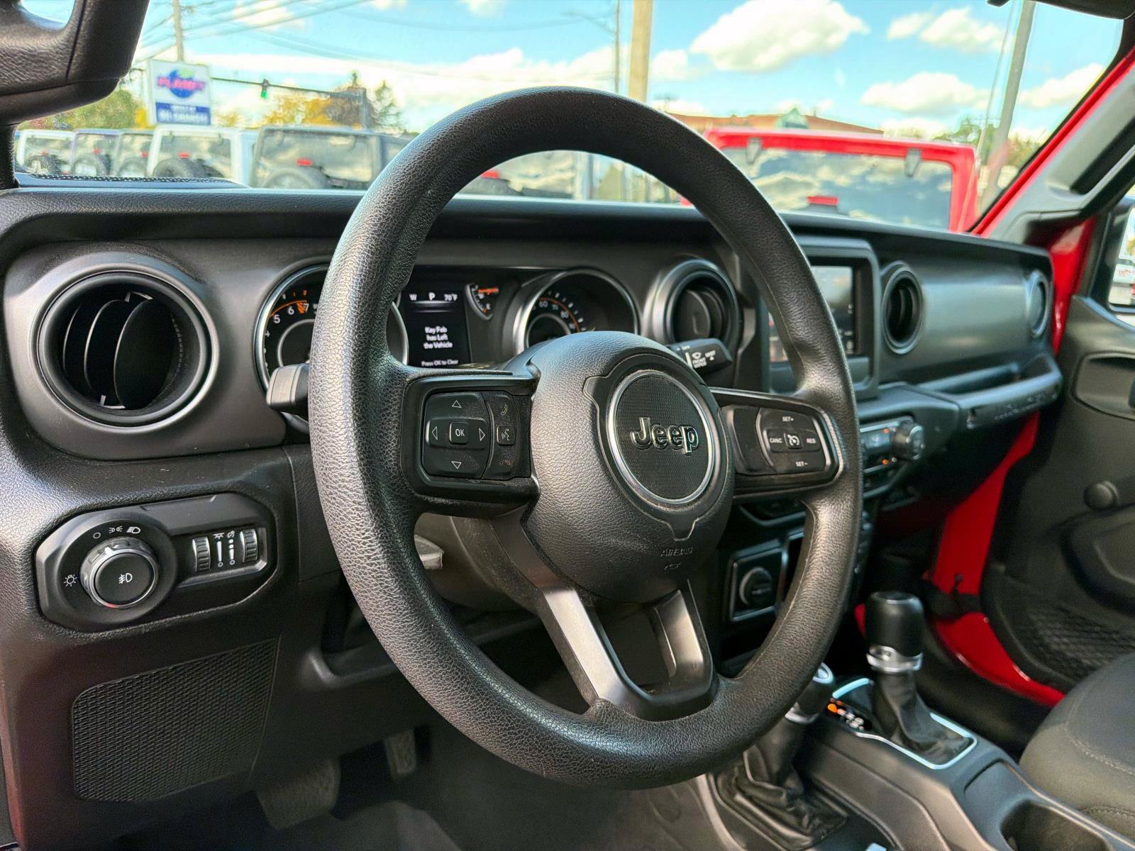 Used 2022 Jeep Wrangler Unlimited Sport AWD/4WD image 11