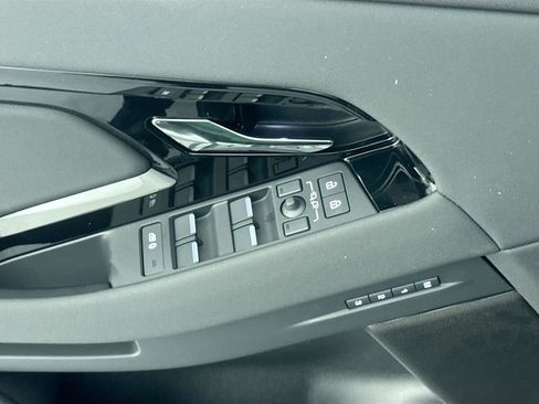 New 2026 Land Rover Range Rover Evoque S image 17