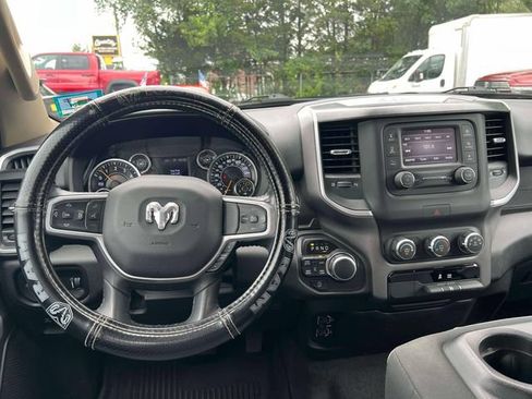 Used 2020 RAM 1500 Big Horn AWD/4WD image 24