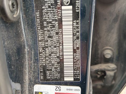 Used 2018 Toyota Camry SE w/ Audio Package image 14