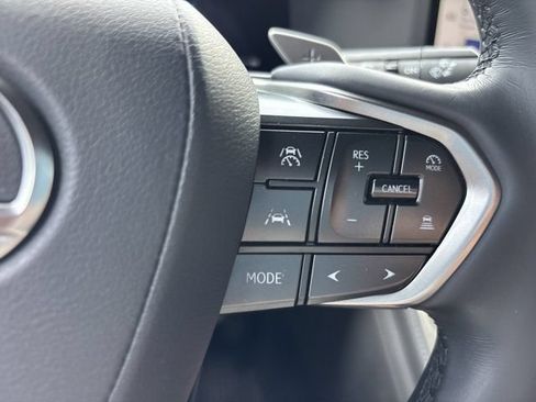 Used 2024 Lexus GX 550 w/ Accessory Package (Z1) AWD/4WD image 33