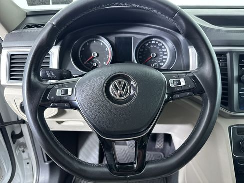Used 2018 Volkswagen Atlas SE AWD/4WD image 19
