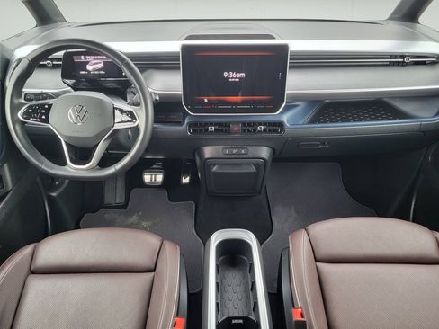Used 2025 Volkswagen ID. Buzz 1st Edition RWD image 24
