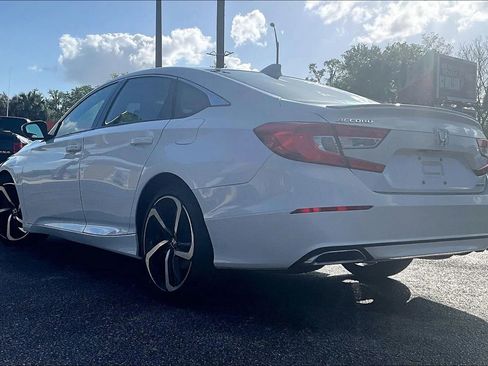 Used 2019 Honda Accord Sport image 4