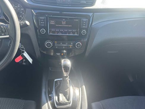 Used 2019 Nissan Rogue Sport S w/ Appearance Package image 9