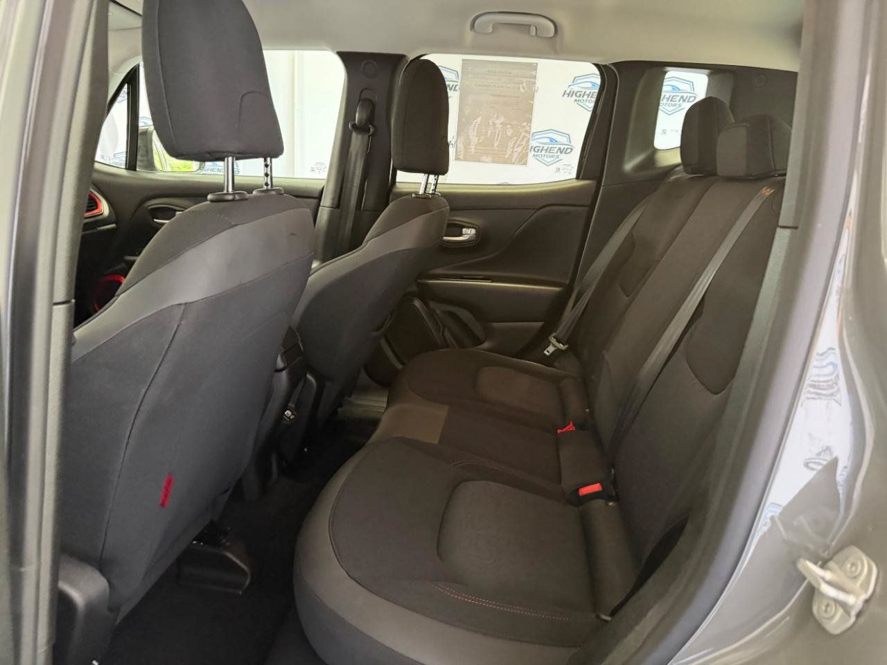 Used 2023 Jeep Renegade Trailhawk AWD/4WD image 19