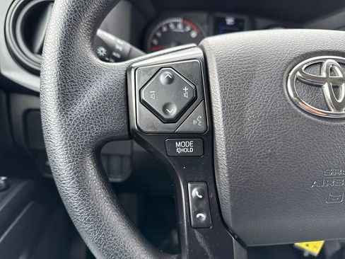 Used 2022 Toyota Tacoma SR image 26