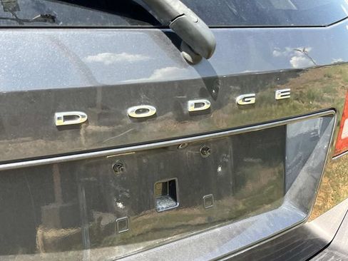 Used 2018 Dodge Journey SXT w/ Connectivity Group FWD image 11