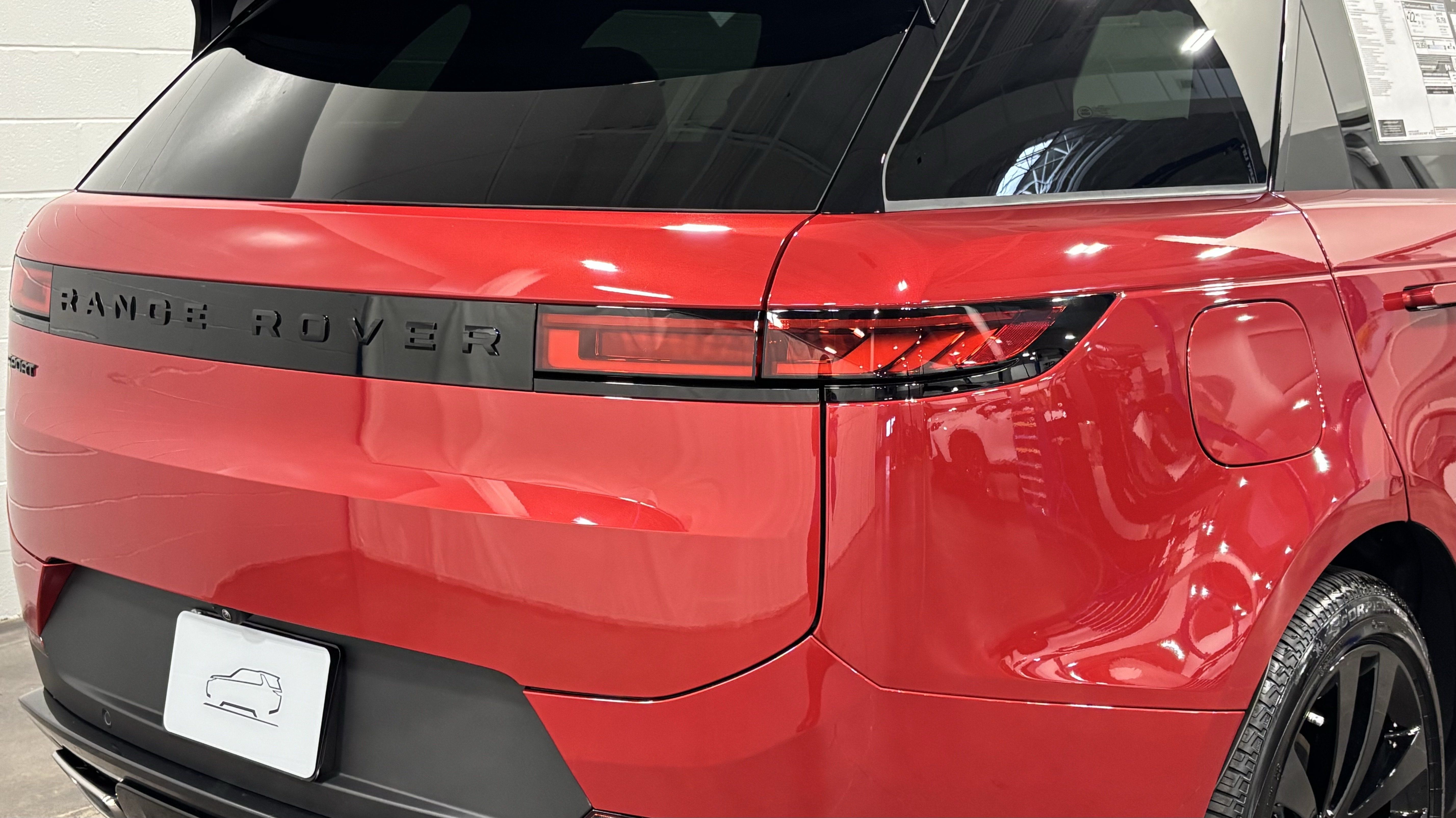 New 2026 Land Rover Range Rover Sport SE AWD/4WD image 18