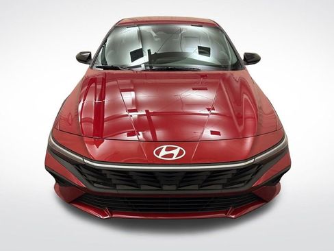 New 2025 Hyundai Elantra Sport image 2