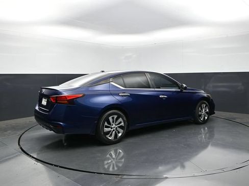 Used 2020 Nissan Altima 2.5 S FWD image 7