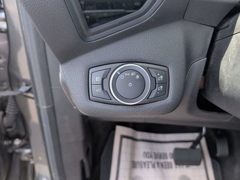 Used 2017 Ford Escape SE AWD/4WD image 15