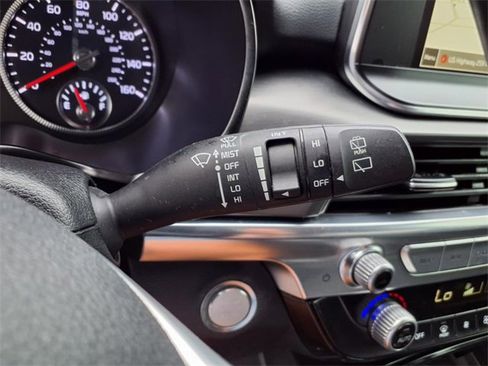 Used 2022 Kia Telluride S image 31