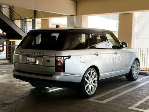 Used 2017 Land Rover Range Rover HSE AWD/4WD image 5