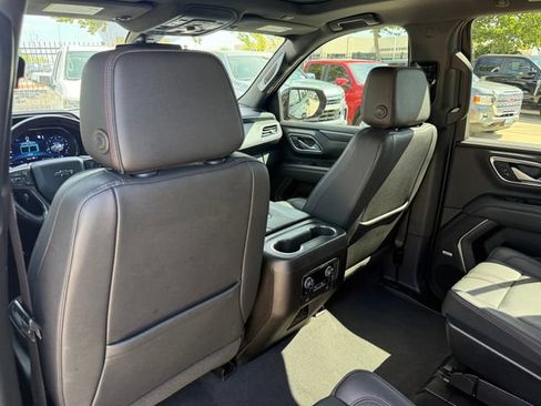 Used 2022 Chevrolet Tahoe RST w/ Sport Performance Package AWD/4WD image 22
