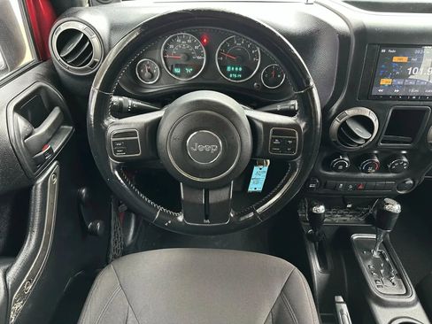Used 2012 Jeep Wrangler Sport AWD/4WD image 17