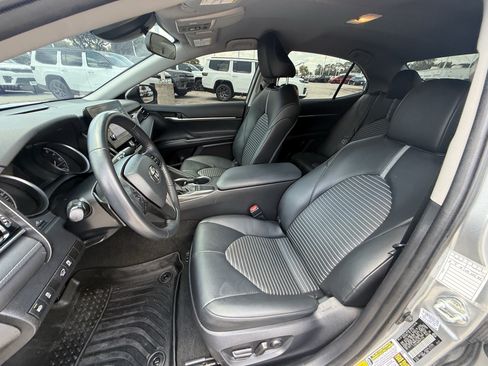 Used 2023 Toyota Camry SE FWD image 28