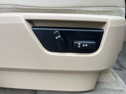 Used 2010 Land Rover LR2 HSE AWD/4WD image 22