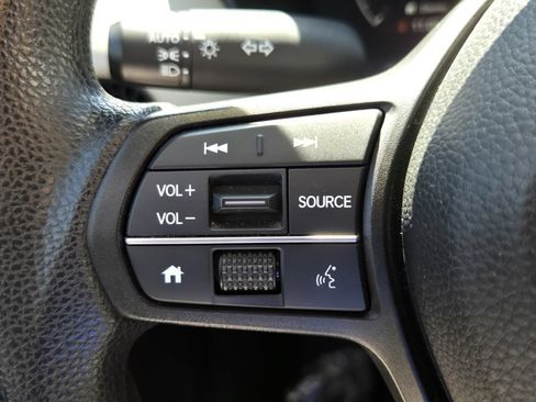 Certified 2024 Honda HR-V LX image 23