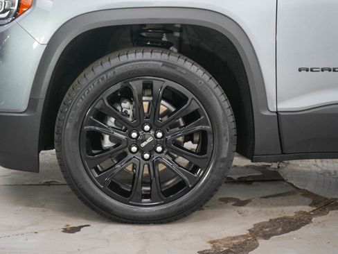 Used 2022 GMC Acadia SLE w/ Driver Convenience Package AWD/4WD image 29