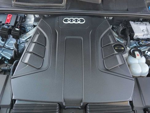 Used 2019 Audi Q7 3.0T Premium Plus AWD/4WD image 9