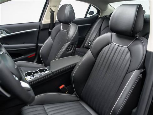 New 2026 Genesis G70 2.5T Prestige RWD image 18