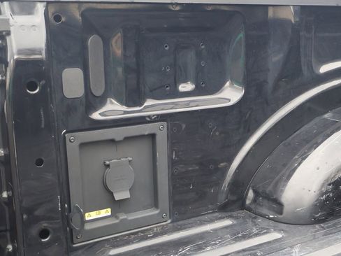 Used 2022 Ford F150 Lariat w/ Equipment Group 501A Mid image 36