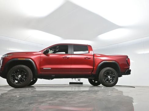 Used 2024 GMC Canyon Elevation image 7