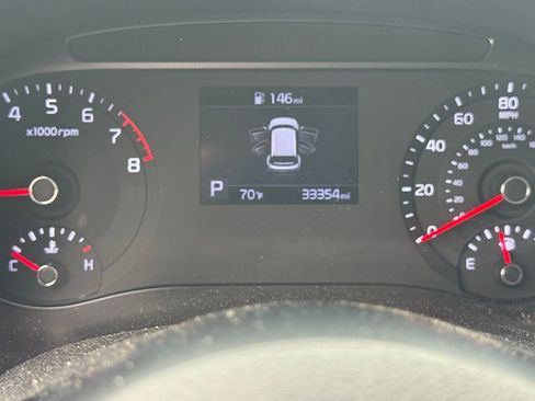 Used 2022 Kia Soul LX FWD image 16