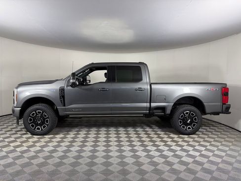 Used 2025 Ford F350 Platinum image 9