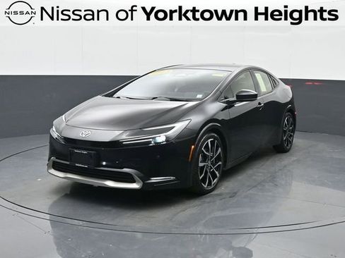 Used 2023 Toyota Prius Prime Premium image 1