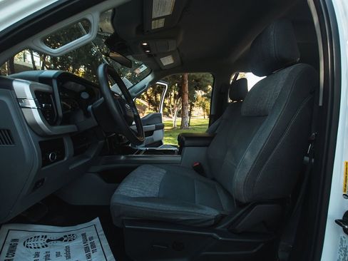 Used 2024 Ford F250 XLT w/ FX4 Off-Road Package image 16