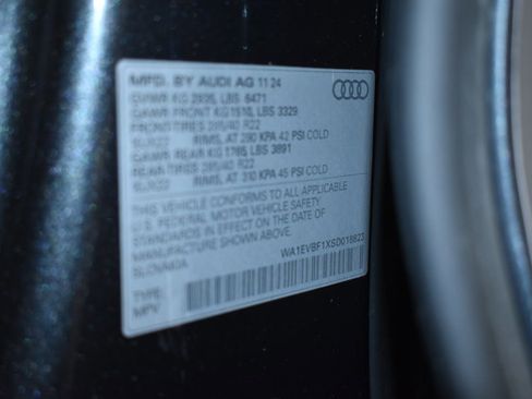 Used 2025 Audi Q8 Premium Plus w/ Premium Plus Package AWD/4WD image 39