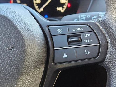 Used 2025 Honda HR-V LX image 14