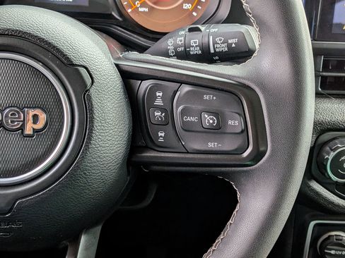 Used 2025 Jeep Wrangler Unlimited Sport AWD/4WD image 15