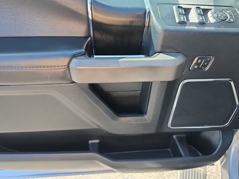 Used 2020 Ford F150 Platinum image 12