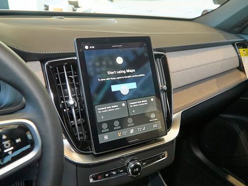 New 2026 Volvo XC90 B5 Plus image 11