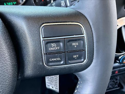 Used 2015 Jeep Wrangler Unlimited Sahara AWD/4WD image 20