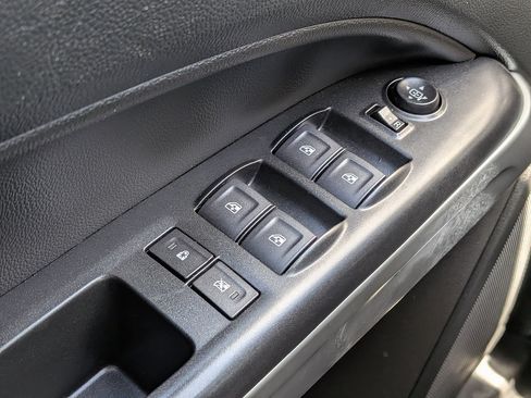 Certified 2022 Chevrolet Colorado ZR2 AWD/4WD image 22