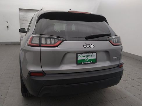 Used 2020 Jeep Cherokee Latitude FWD image 6
