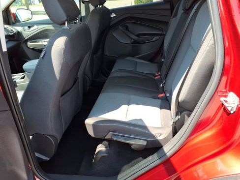 Used 2018 Ford Escape SE w/ SE Sync 3 Package FWD image 11