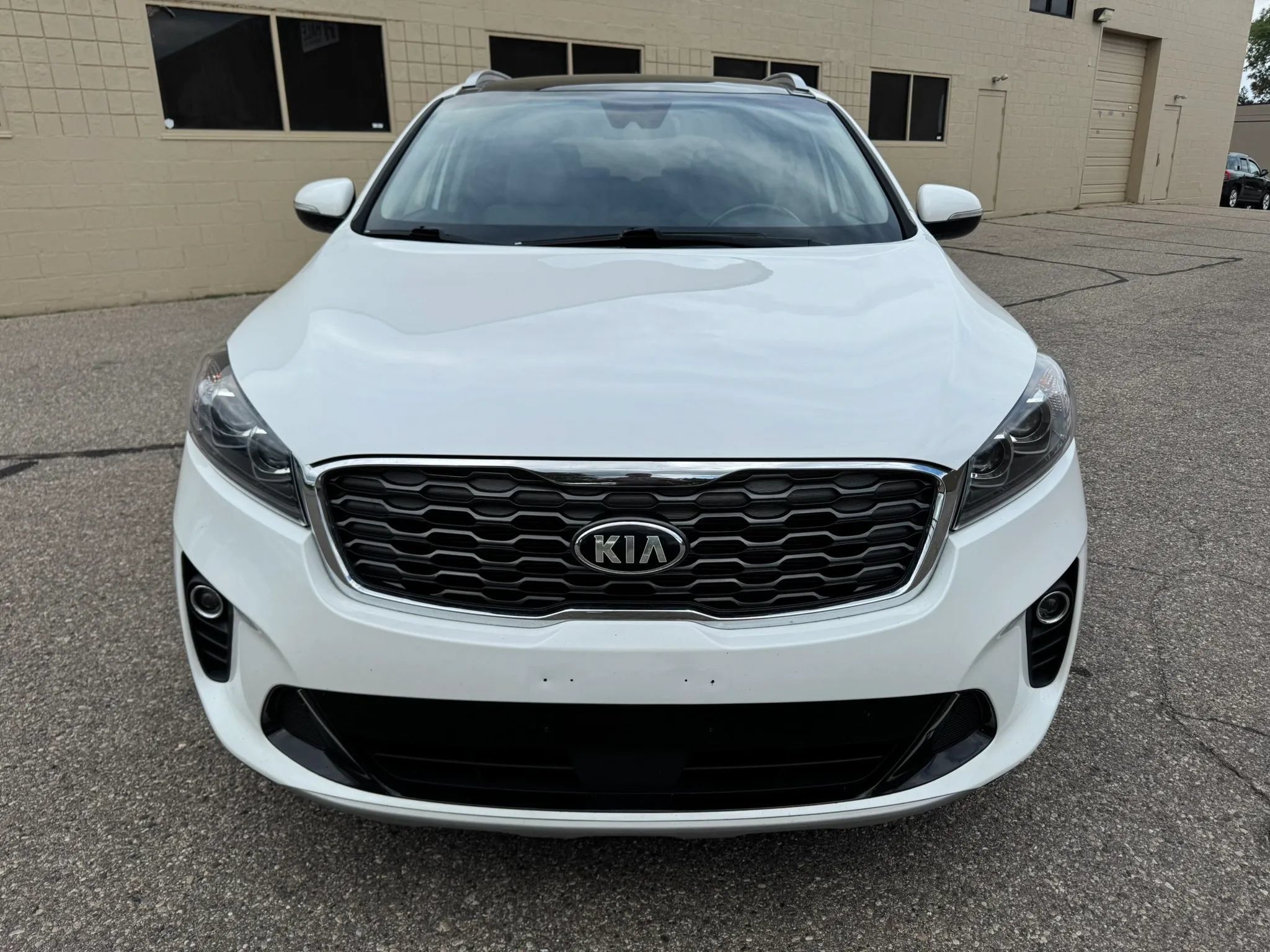 Used 2020 Kia Sorento EX FWD image 2